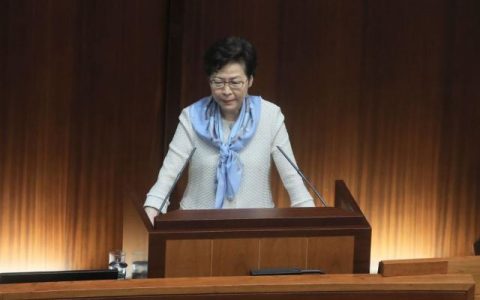 林郑:疫情未受控与内地人员往来条件未成熟