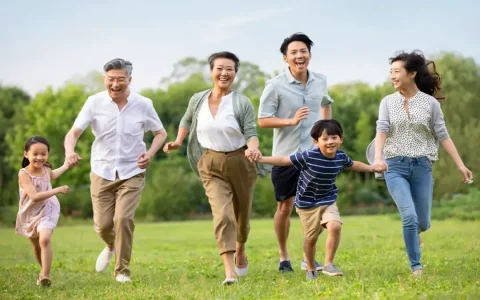 英国保诚隽富多元货币计划