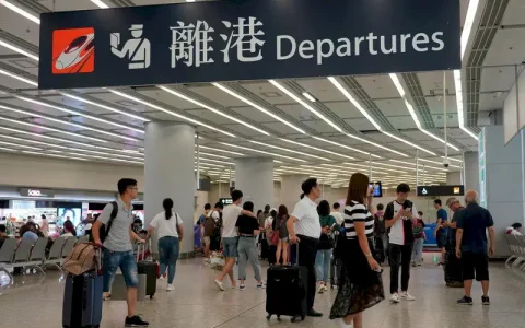德勤&中银人寿调查：大湾区64%居民有兴趣买香港保险