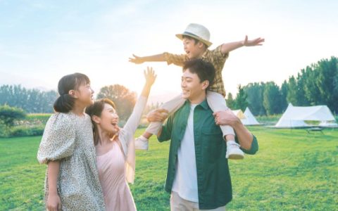 周大福人寿推出全新美元储蓄寿险计划「飞扬‧盛世」