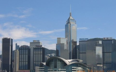 内地人只买这三种香港保险